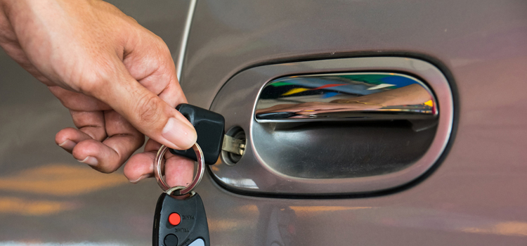 Car door lock repair in Bracebridge