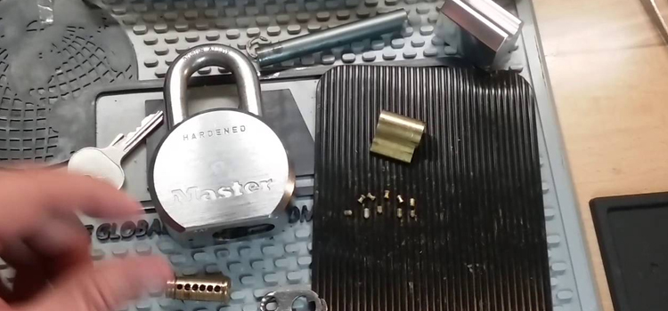 Rekey Master Lock in Bracebridge